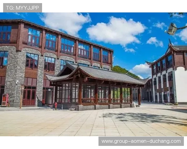 澳门回力海立方:感受海滨风情与现代建筑完美结合的独特魅力 澳门回力海立方:感受海滨风情与现代建筑完美结合的独特魅力